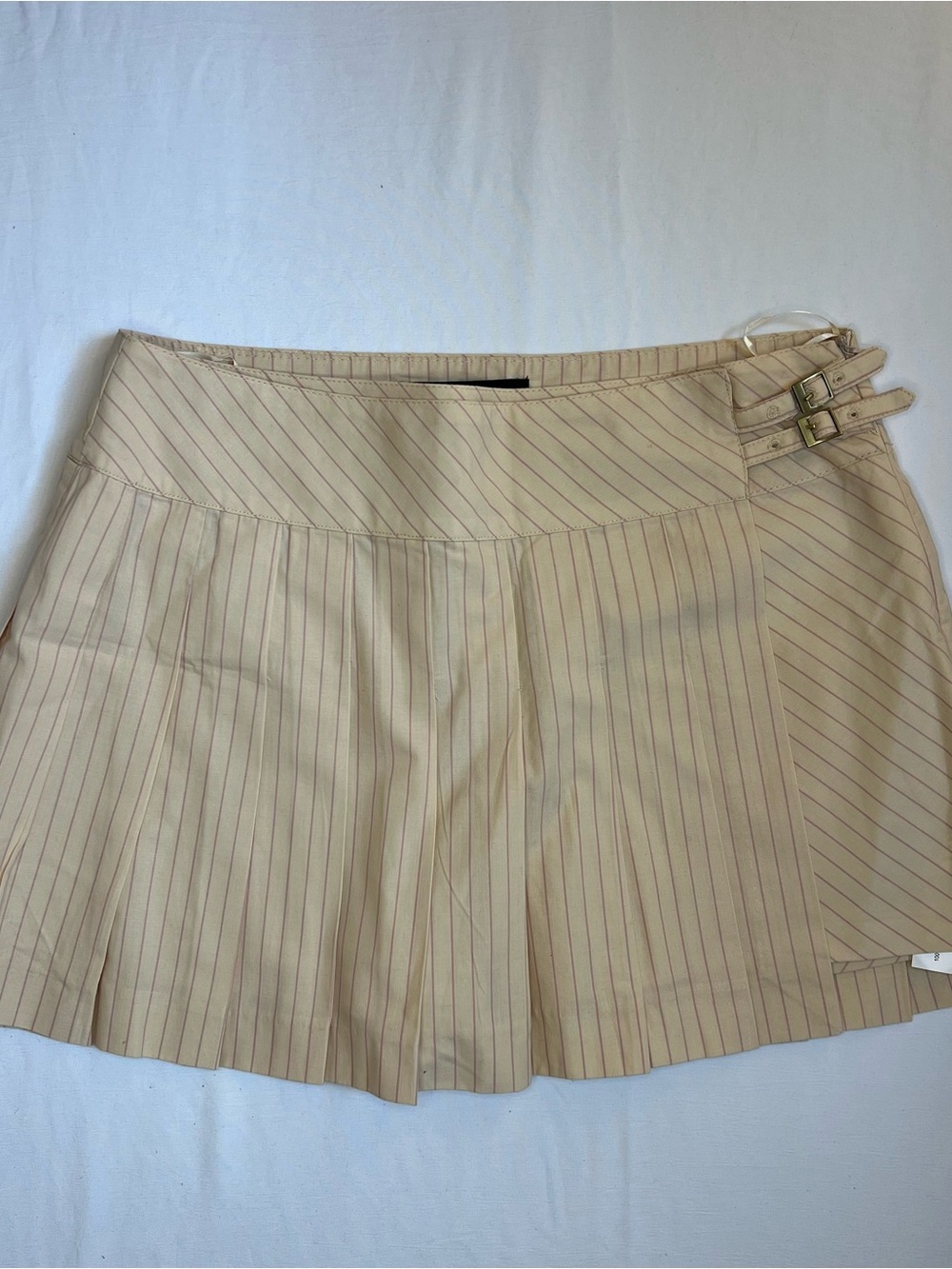 Zara Beige Pinstripe Pleated Mini Skort with Side Buckle Detail